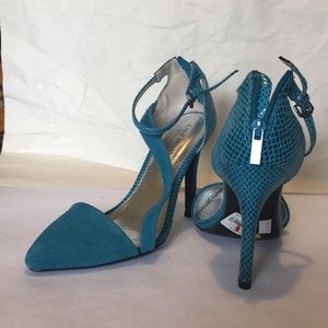 Lane Bryant teal heels